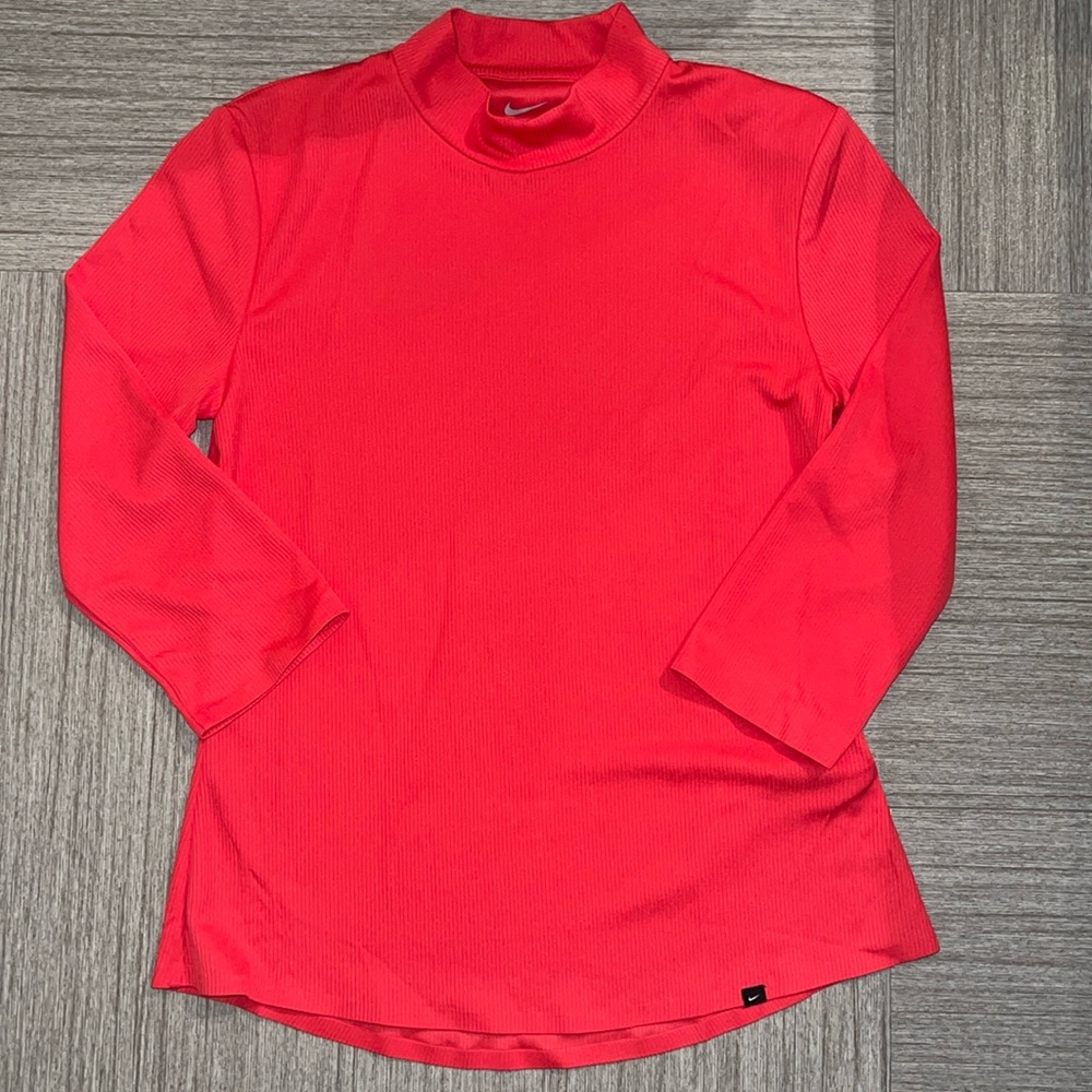 Nike Woman Golf Top
